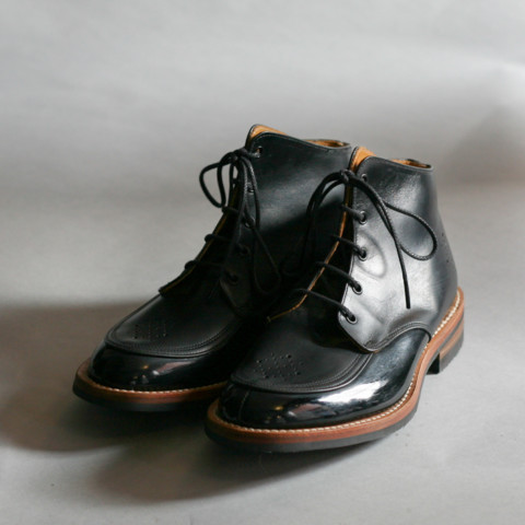 M5808 The Old Curiosity Shop x Tricker’s
